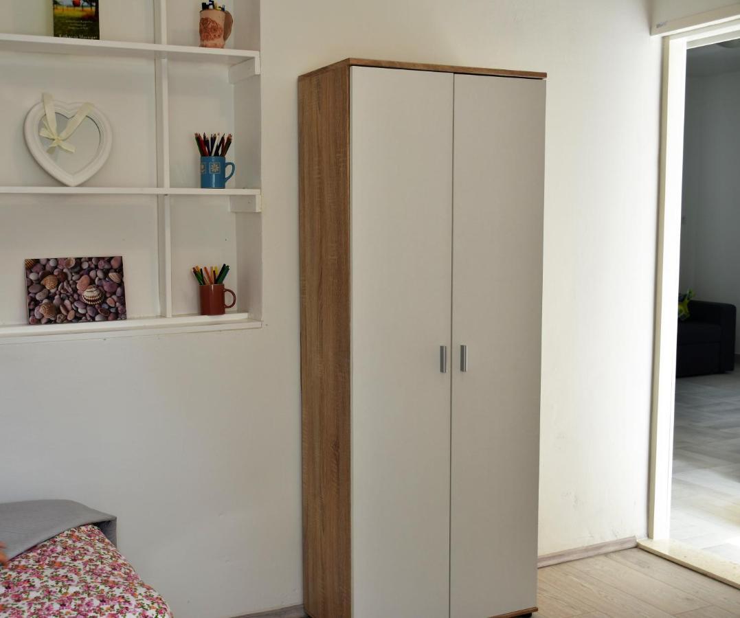 Apartment Meryl Mravince Extérieur photo